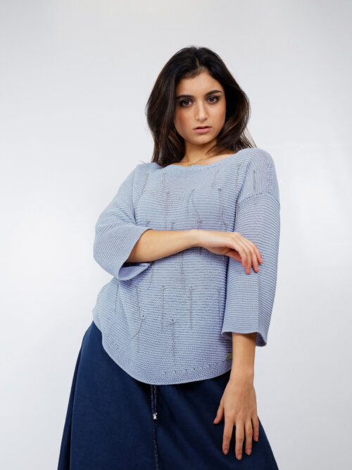 pull lilla con frange in acciaio ricamate