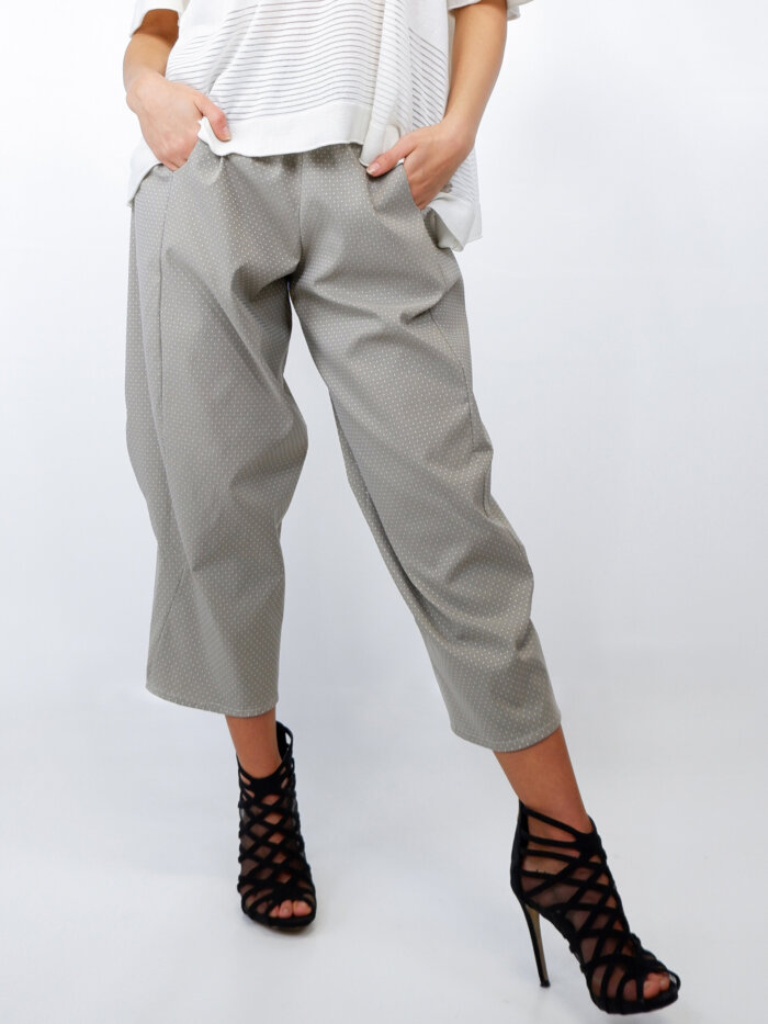 pantaloni comfort fit grigi con micro quadri