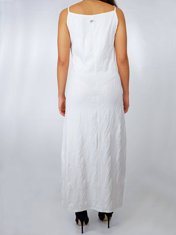 abito bianco in cotone ricamato