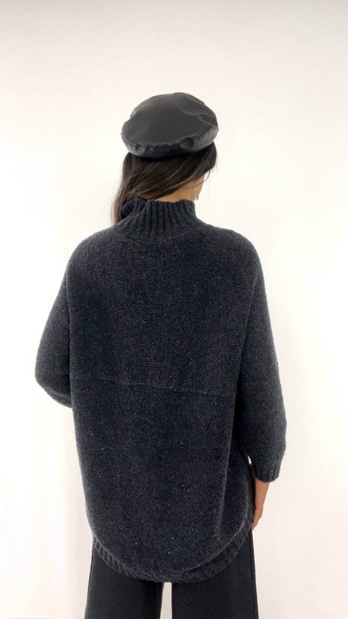 Maglioncino Black con brillantini - immagine 5